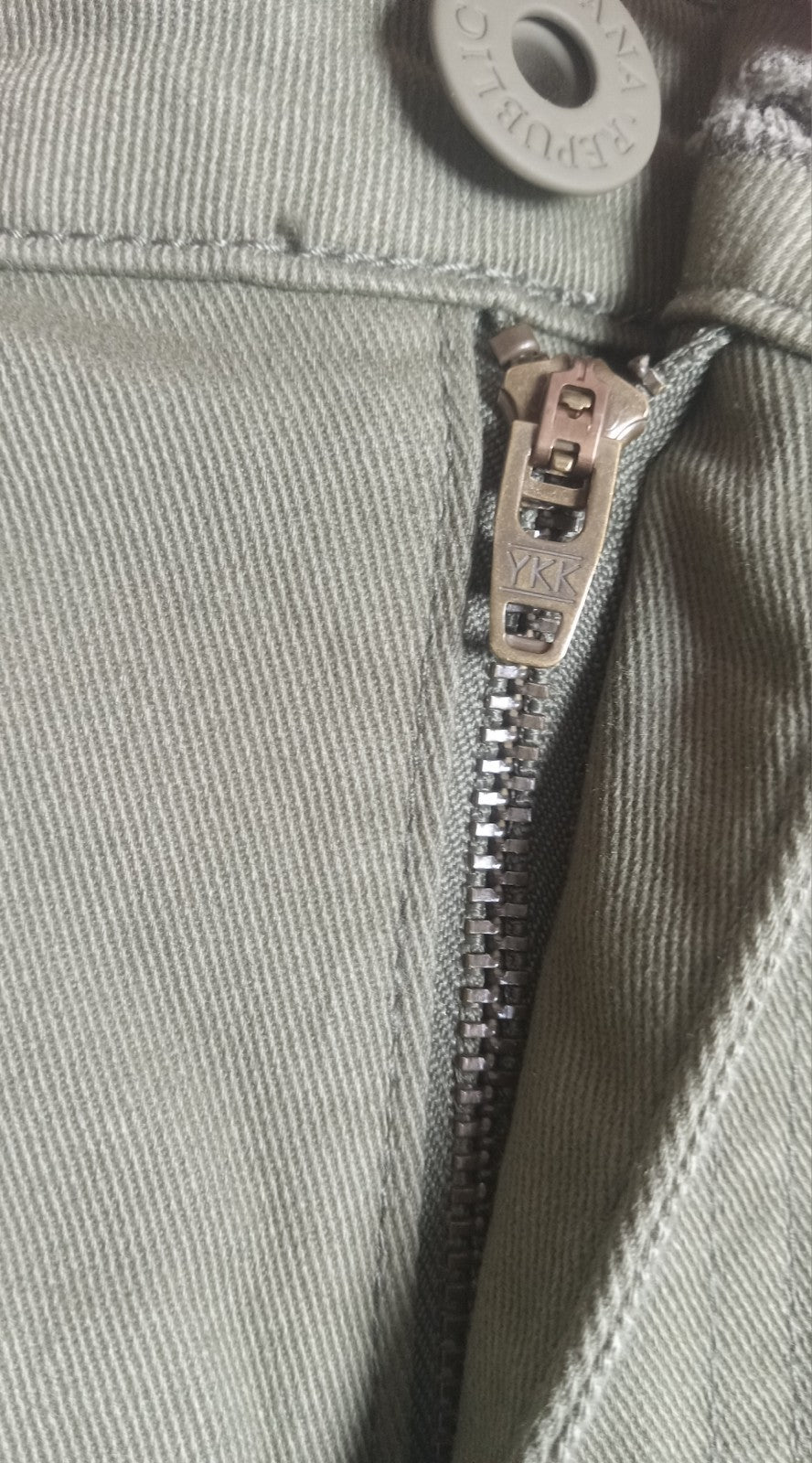 NWT Women’s Banana Republic Green Pants Size 4 – Slim Fit Work Trousers