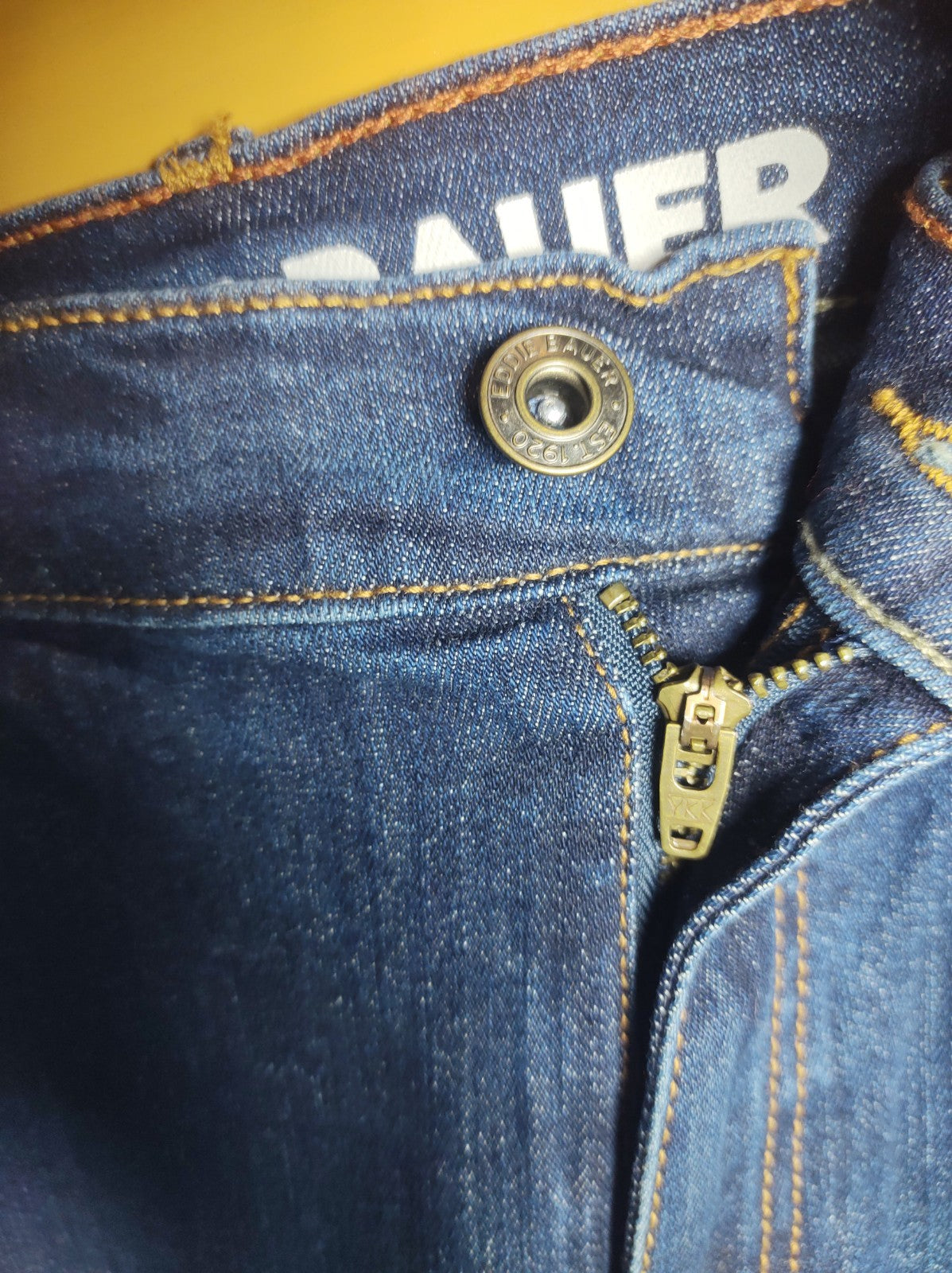 Eddie Bauer Women’s Boyfriend Jeans Size 8 Medium Wash Denim Casual