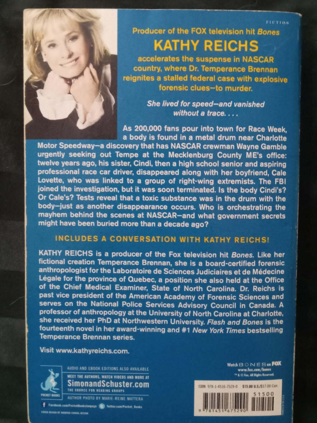 Flash and Bones by Kathy Reichs – YA Thriller PB Temperance Brennan VG+