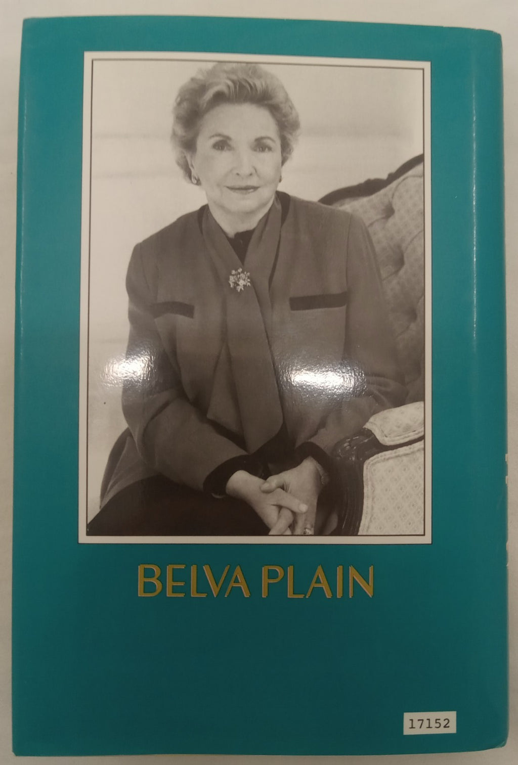 Harvest by Belva Plain – VG+ Vintage Hardcover, Family Saga Fiction