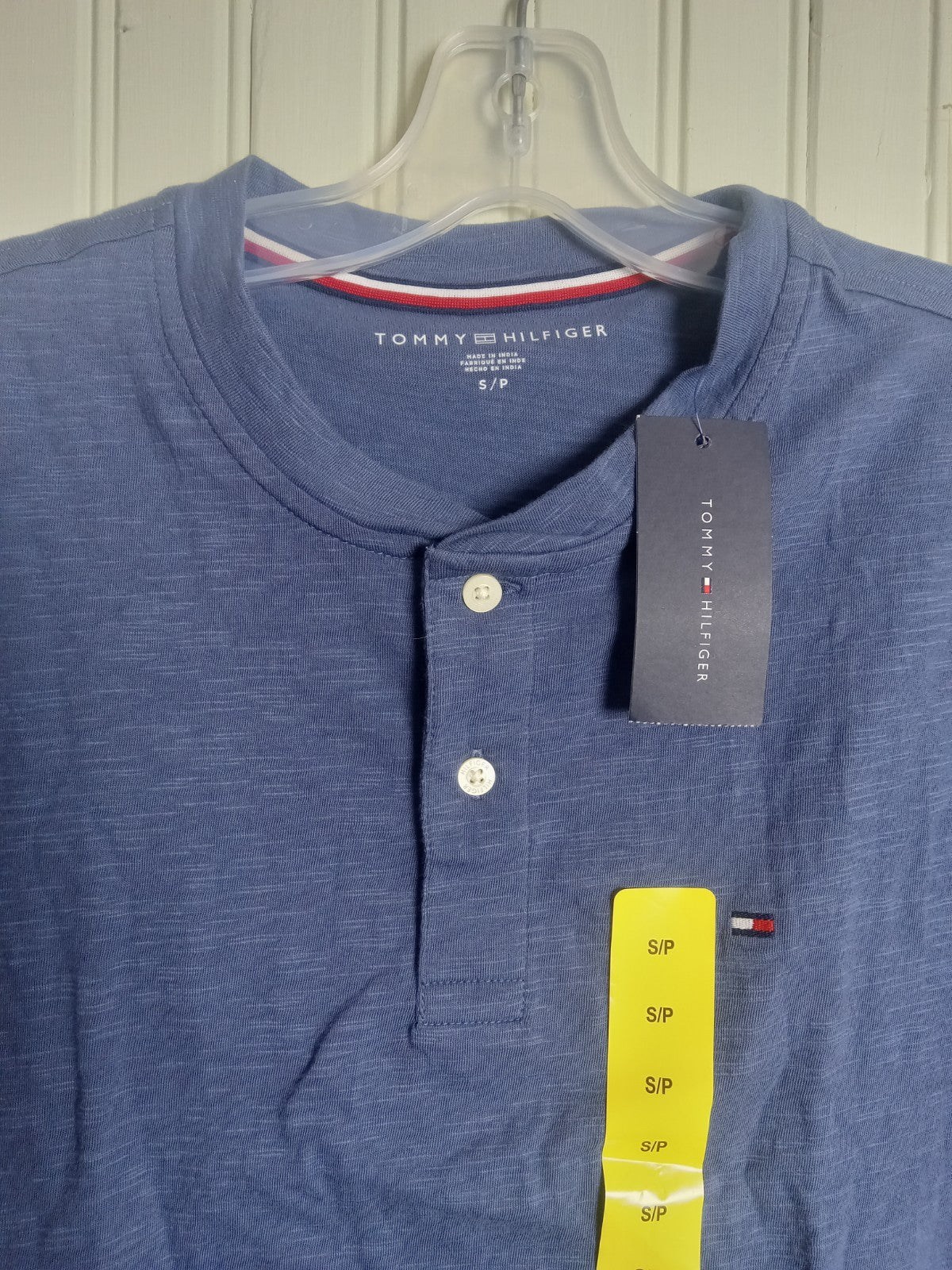 NWT Men’s Tommy Hilfiger Blue Crewneck T-Shirt Size Small – Classic Fit