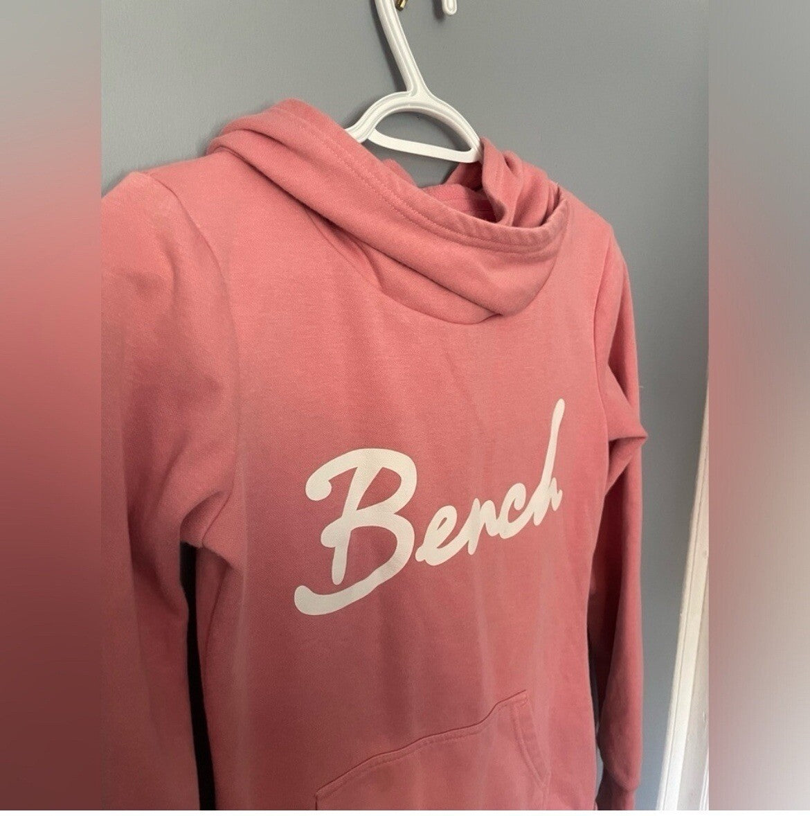 Pink Bench Hooded Sweater Women's Size XS Casual Zip-Up Sweatshirt