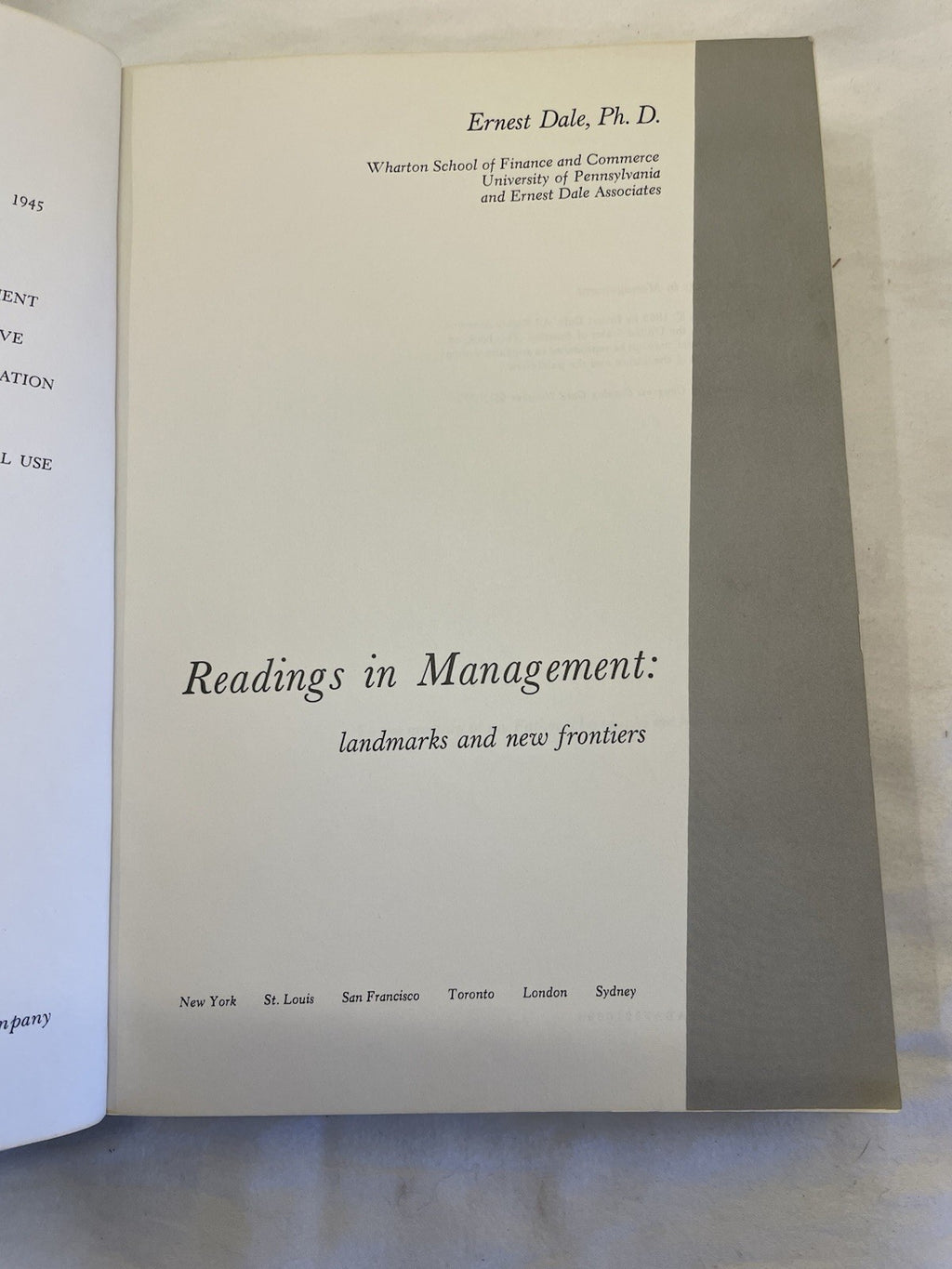 Readings in Mgmt Dale 1965 HC Landmark Biz Textbook Univ School Vtg RARE