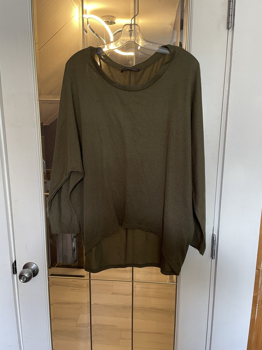 Zanzea Army Green High Low Dolman Sleeve Shirt Women's Size Large Top