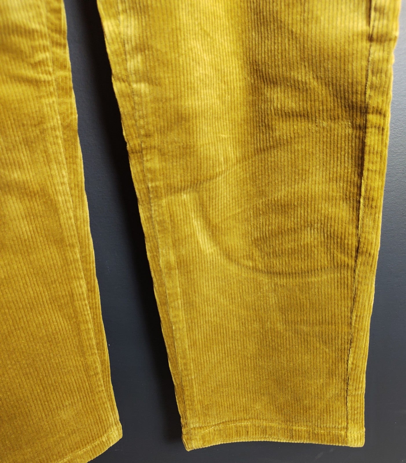 Snover Men’s Tan Corduroy Chino Pants Straight Leg Stretch Casual NWT