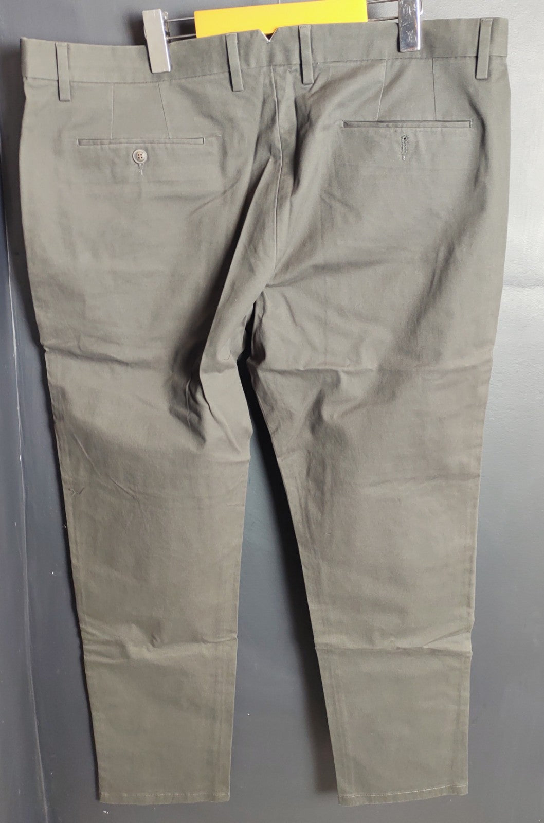 Snover Men’s Dark Grey Chino Pants Straight Leg Stretch Fit Casual NWT