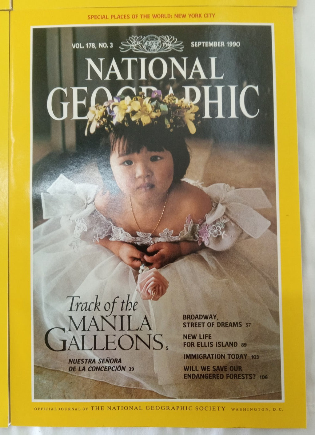 Nat Geo Magazines With Slipcover July To December 1990