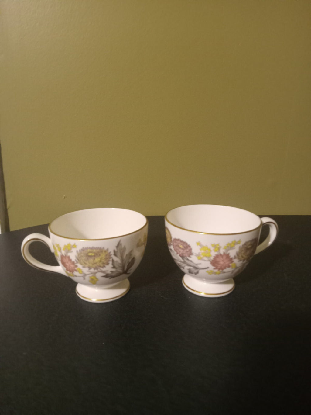 Wedgwood W4156 Lichfield Floral Teacups Bone China Set Of Two