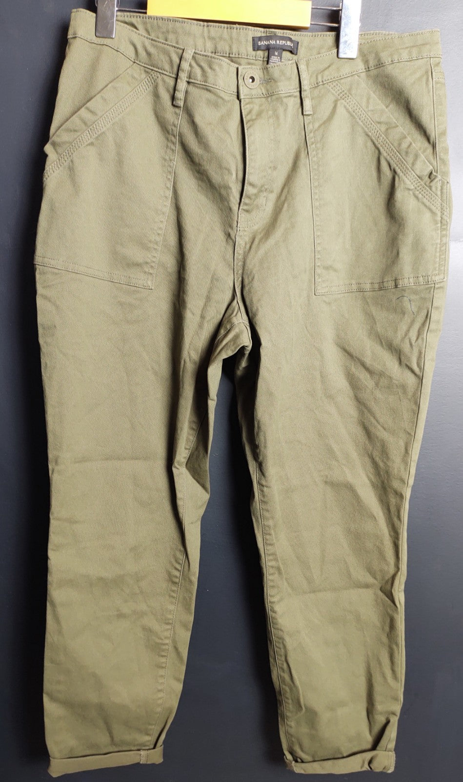 Banana Republic Olive Green Pants NWT Women’s Casual Office Wear Trousers