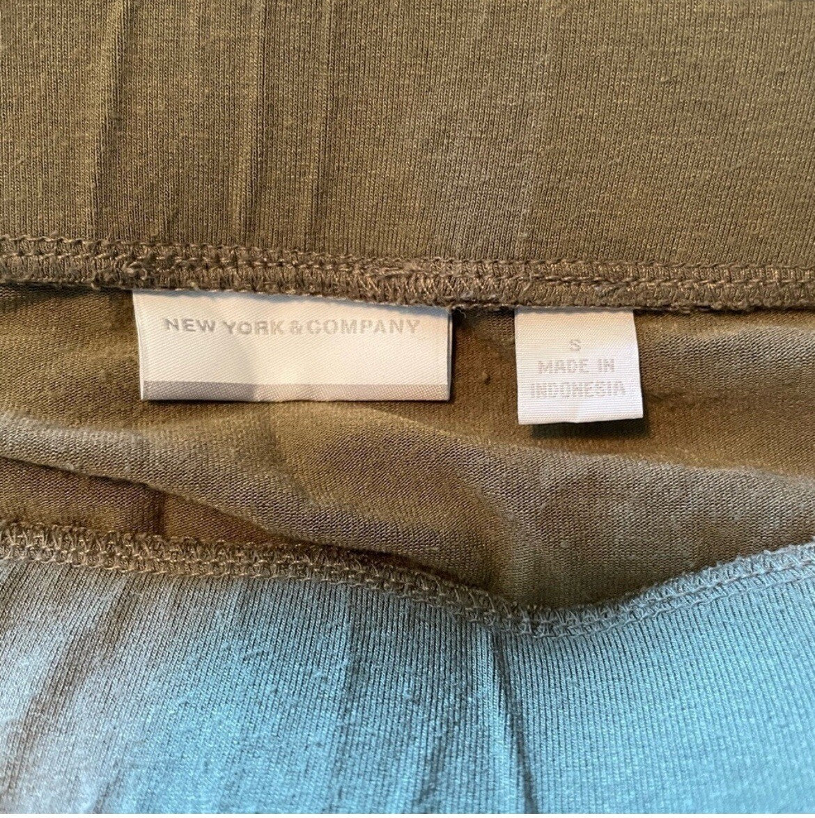 NY & Co Army Green Maxi Skirt Flowy Boho Work Casual Travel Summer Style