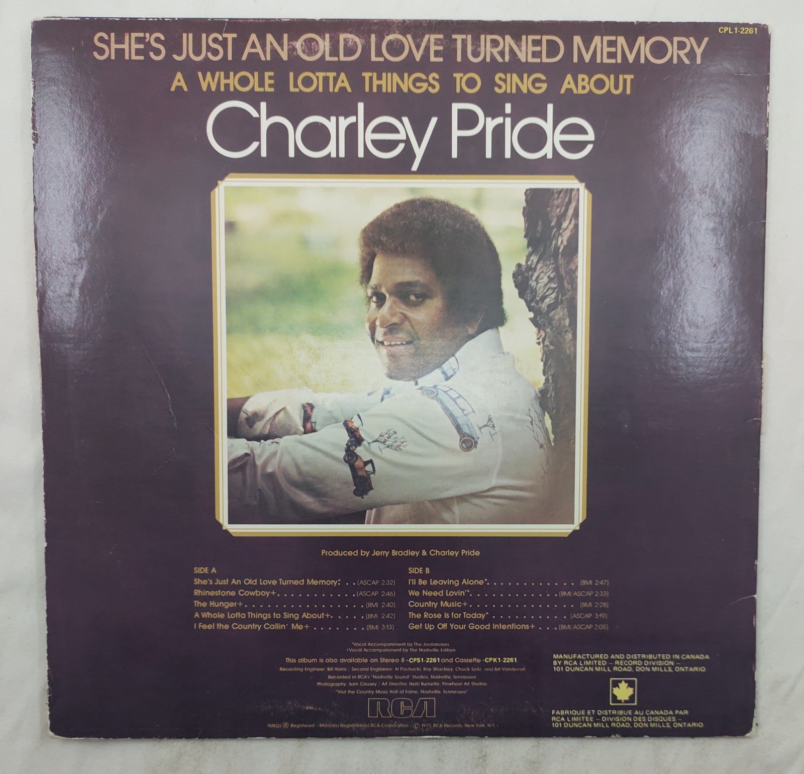 Charley Pride – She’s Just an Old Love Turned Memory LP RCA Canada