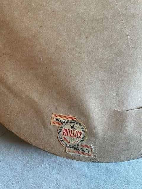 Vintage Victorian Girl Art Print – Oval Frame Classic Wall Decor