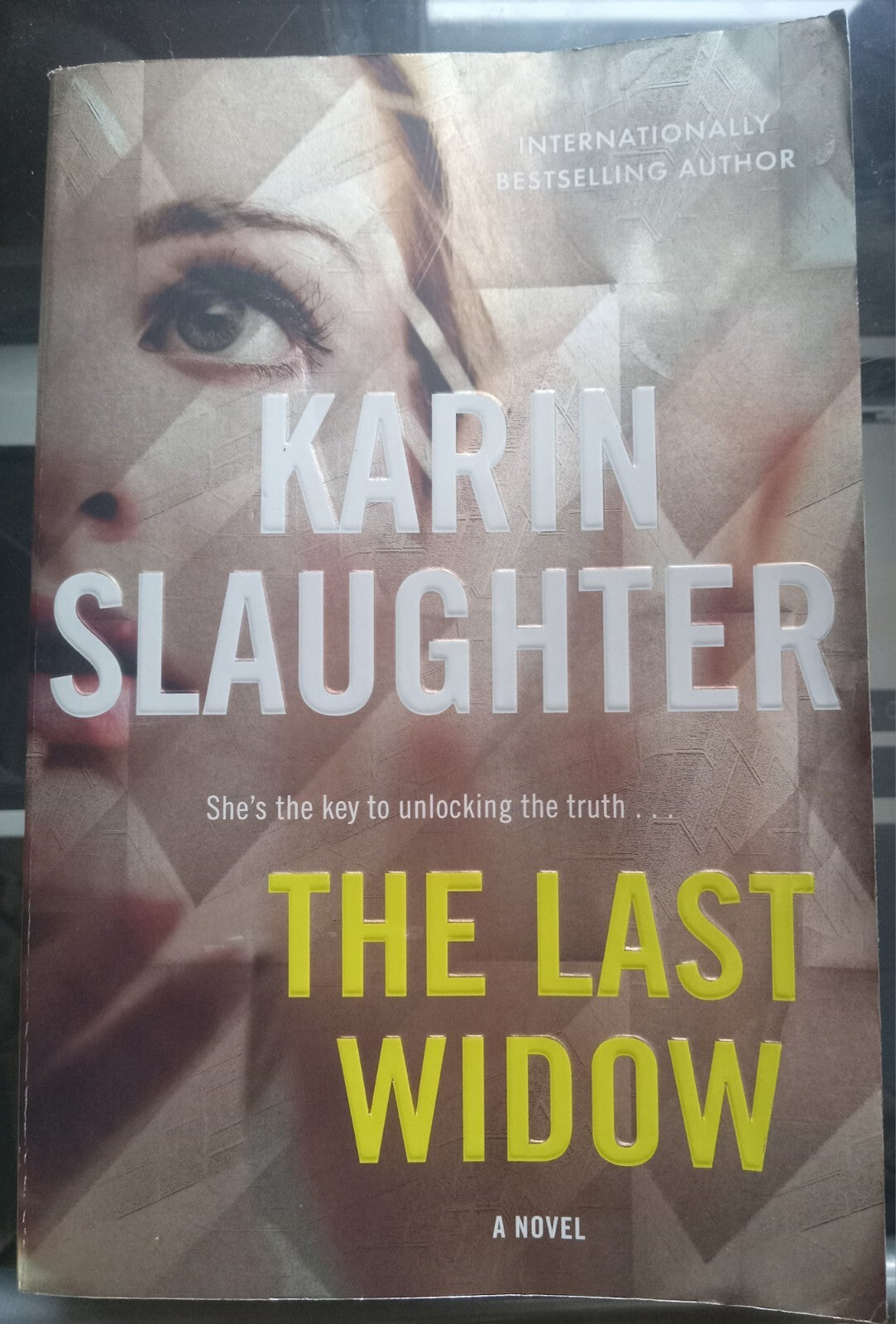 The Last Widow by Karin Slaughter (2019) Hardcover VG – NYT Bestseller