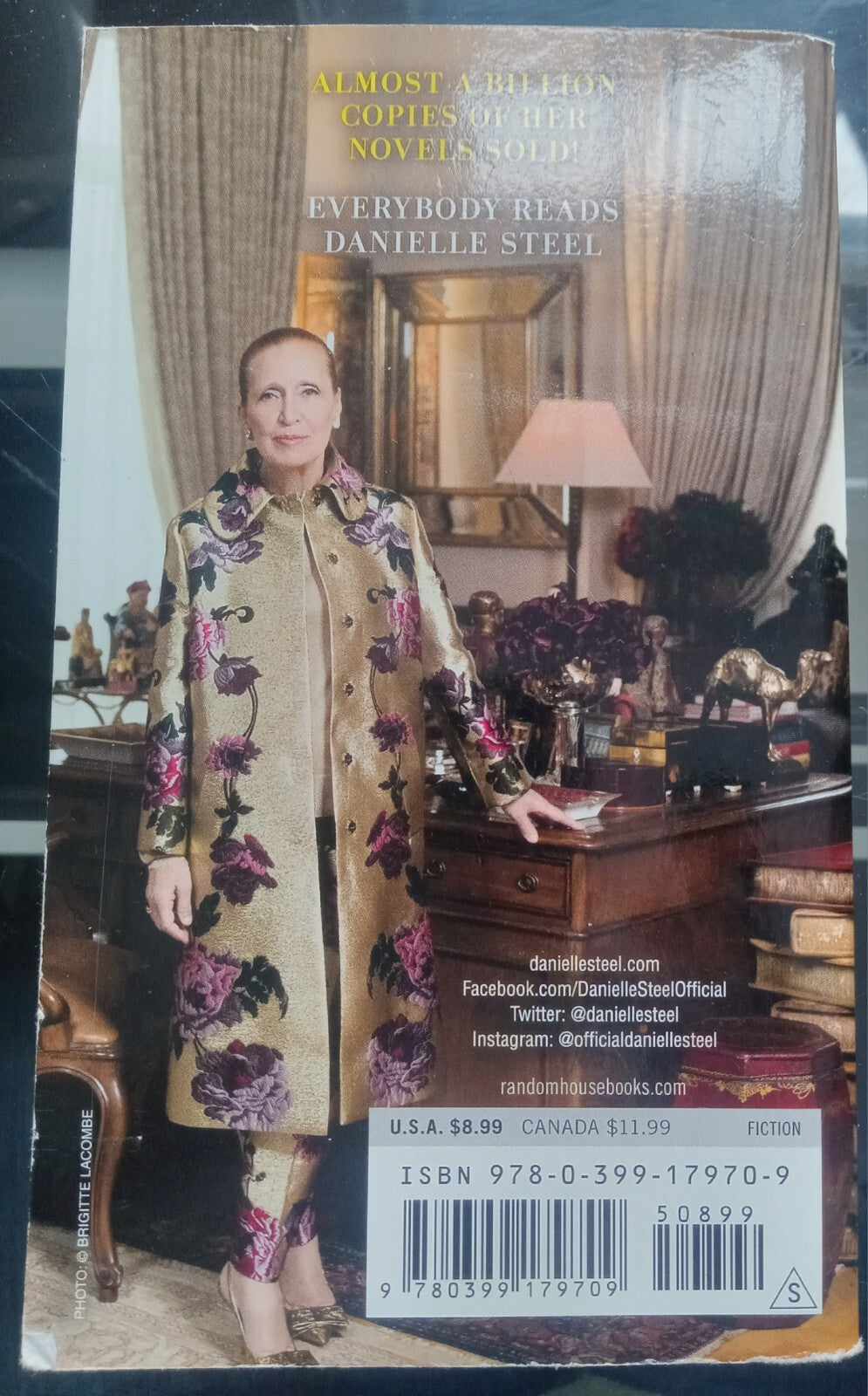 All That Glitters by Danielle Steel (2020, Hardcover) – Romance Drama VG