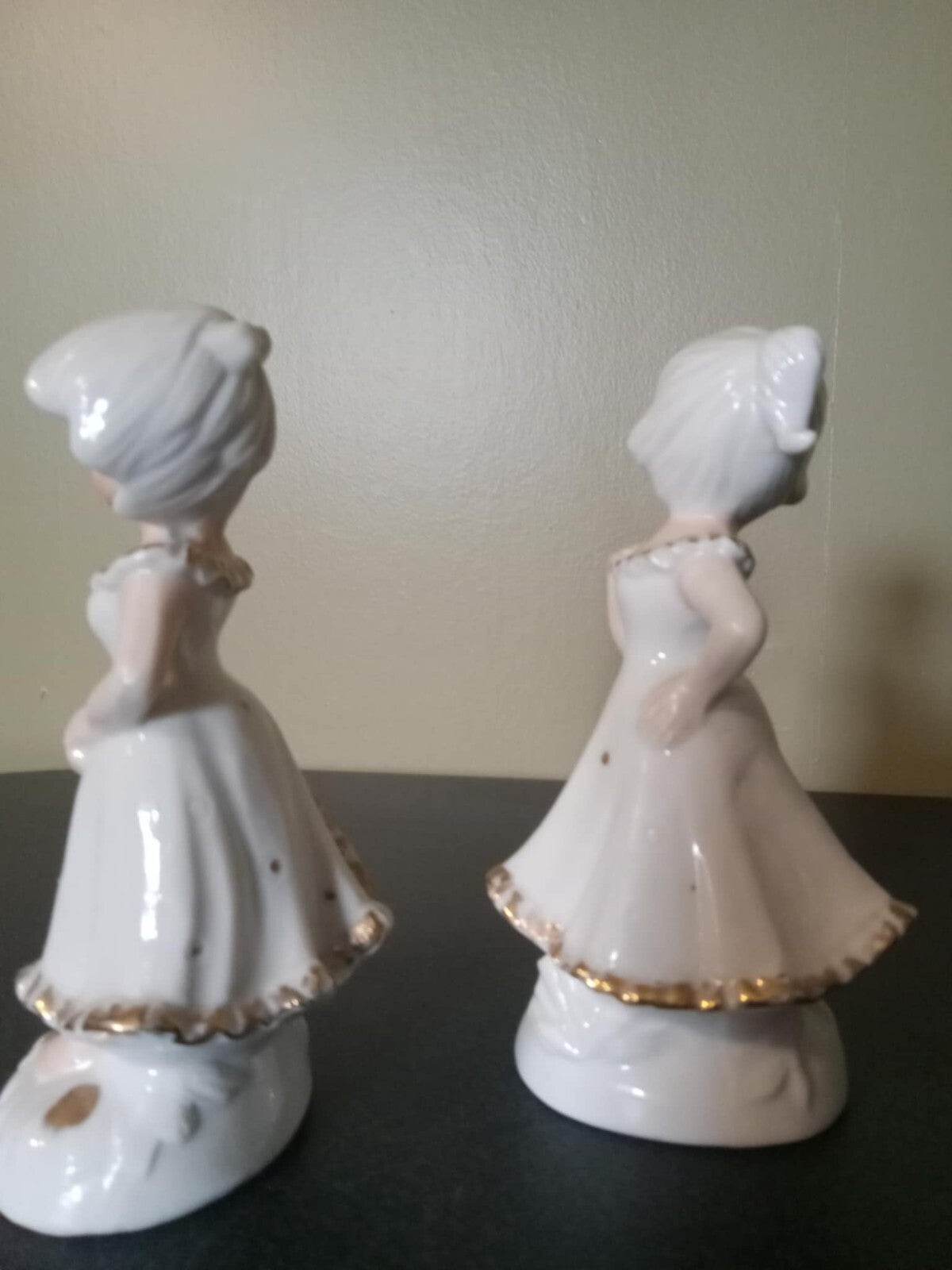 Art Deco 1920s Flapper Girl Statue Figurines – Set of Two