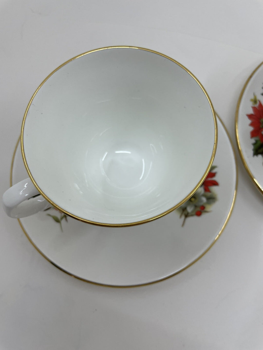 Sadler Wellington Bone China Poinsettia Tea Cups & Saucers Set of 2 Holiday
