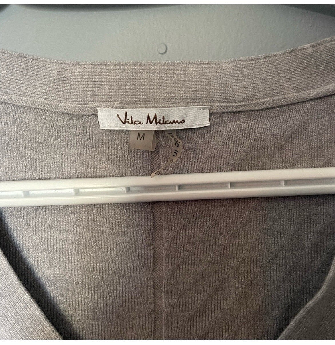 Vila Milano Gray V-Neck Sweater Women's Size Medium Knit Top Casual