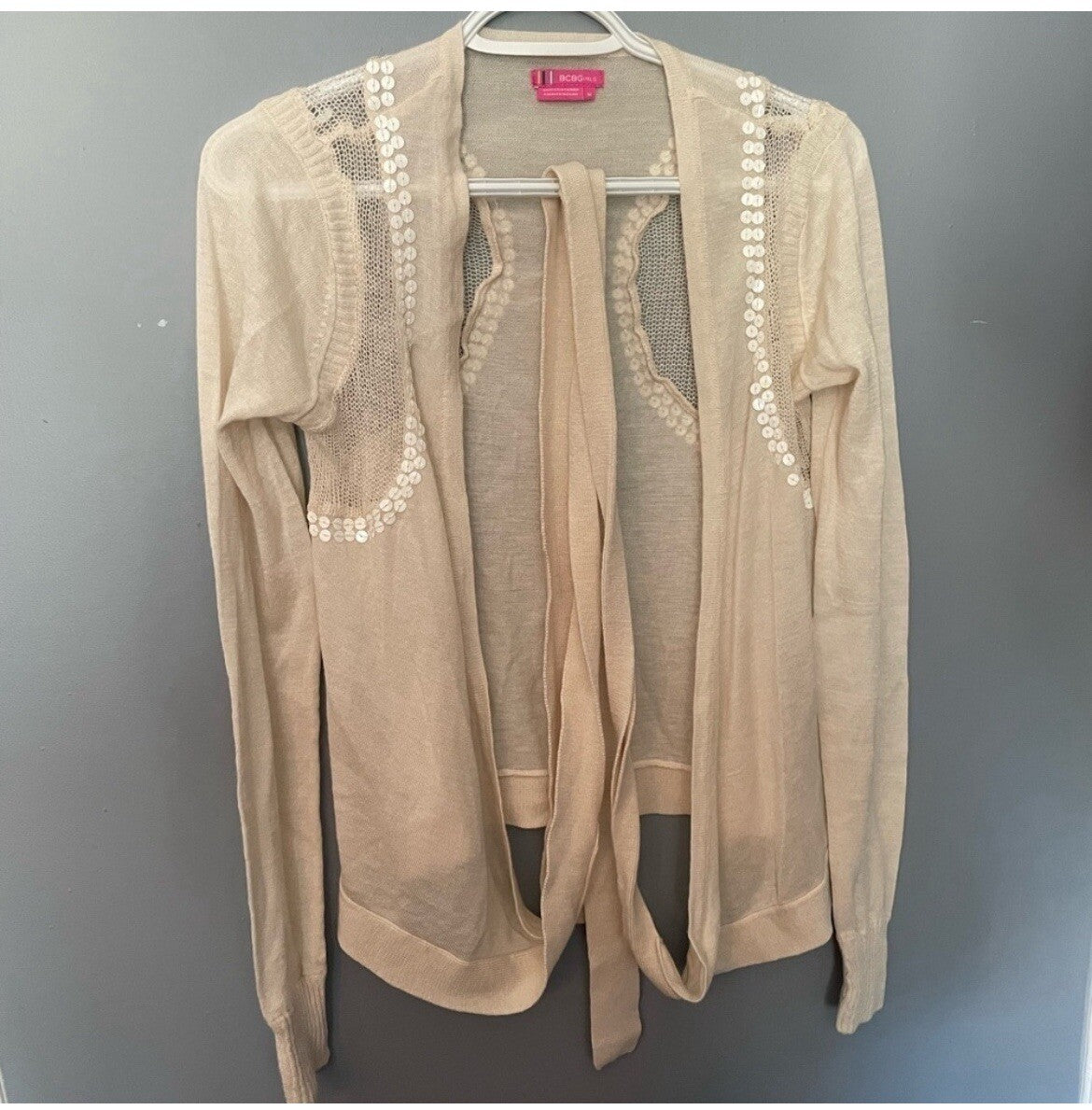 BCBGirls Cream Wrap Long Sleeve Cardigan Women's Size Medium Cozy Knit