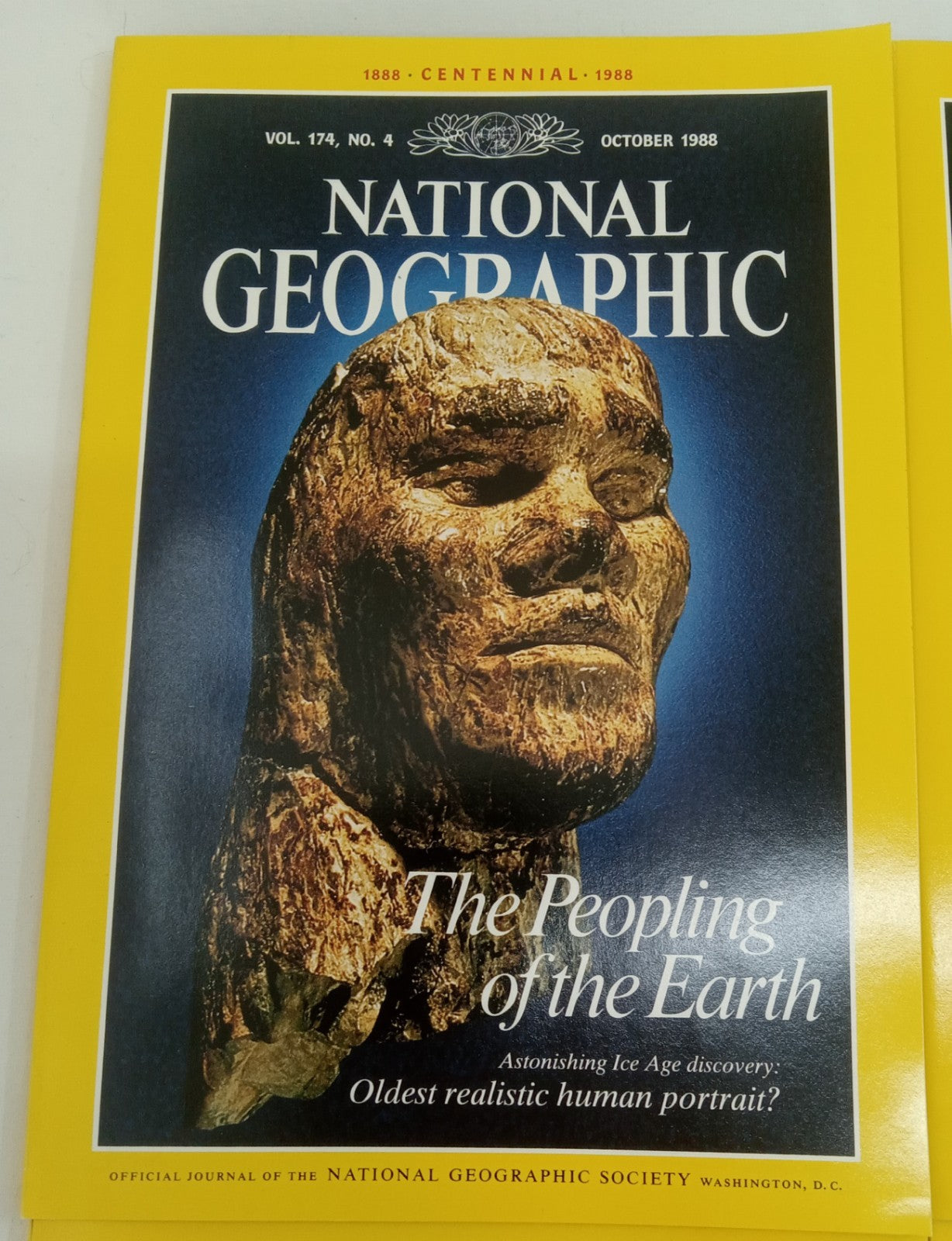 Nat Geo Magazines With Slipcover July To December 1988
