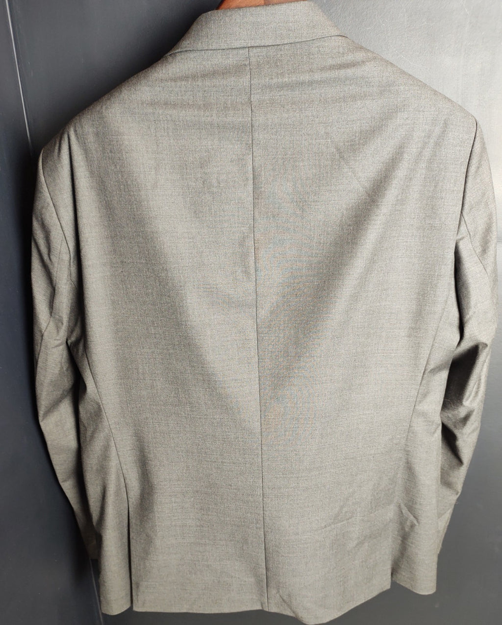 Snover Men's Grey 2-Piece Suit 46R/40W Modern Tailored NWT