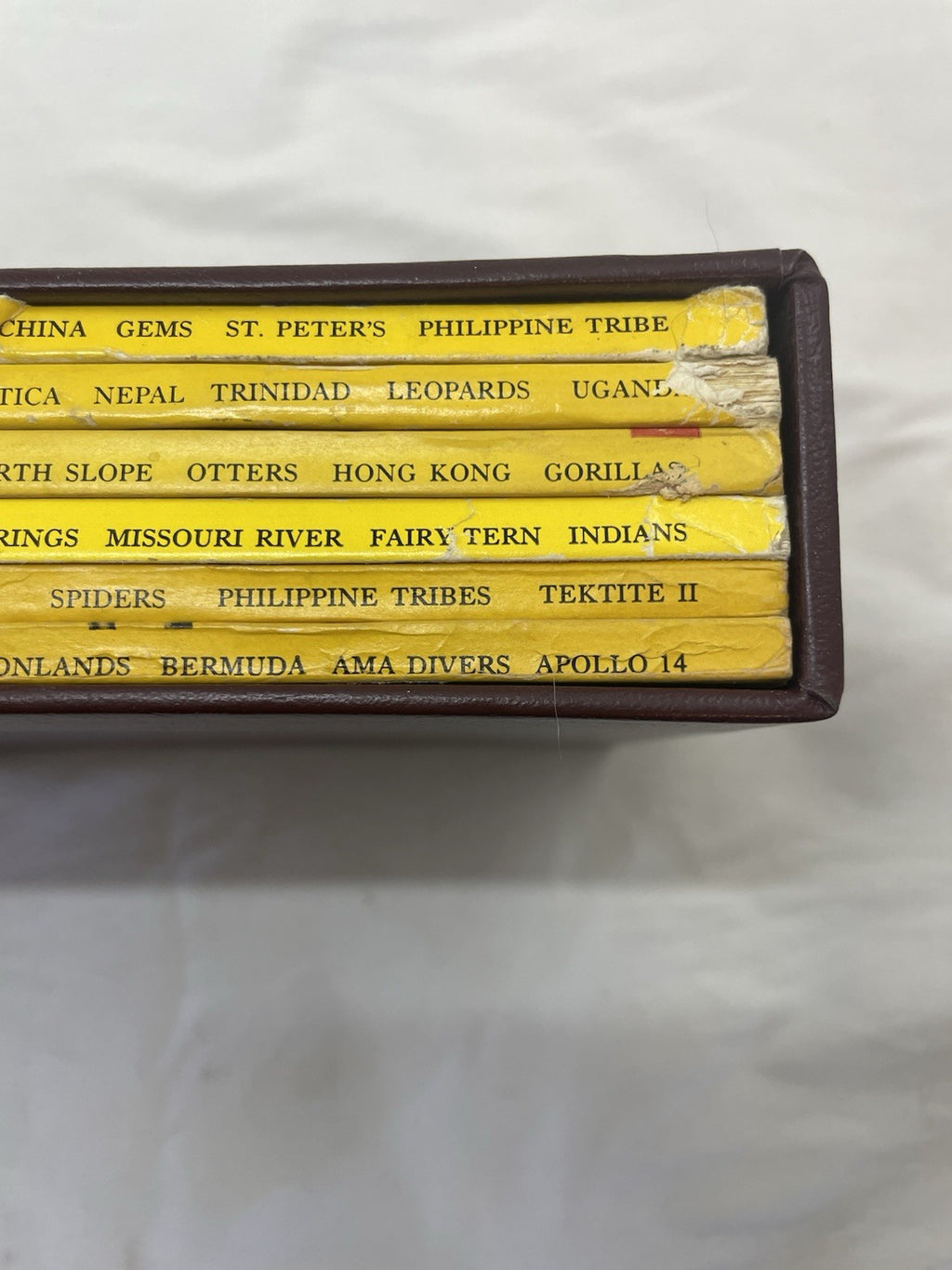 Nat Geo Mags Jul–Dec 1971 Vtg Set Slipcvr World Wildlife Travel Retro