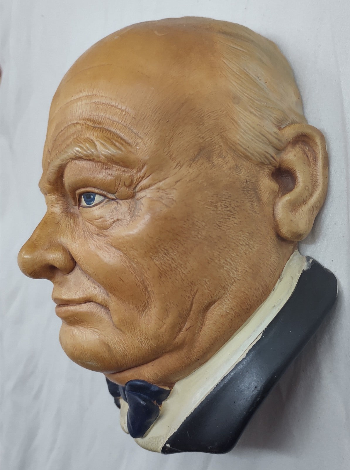 Vintage Winston Churchill Chalkware Wall Plaque Bust Hand Painted