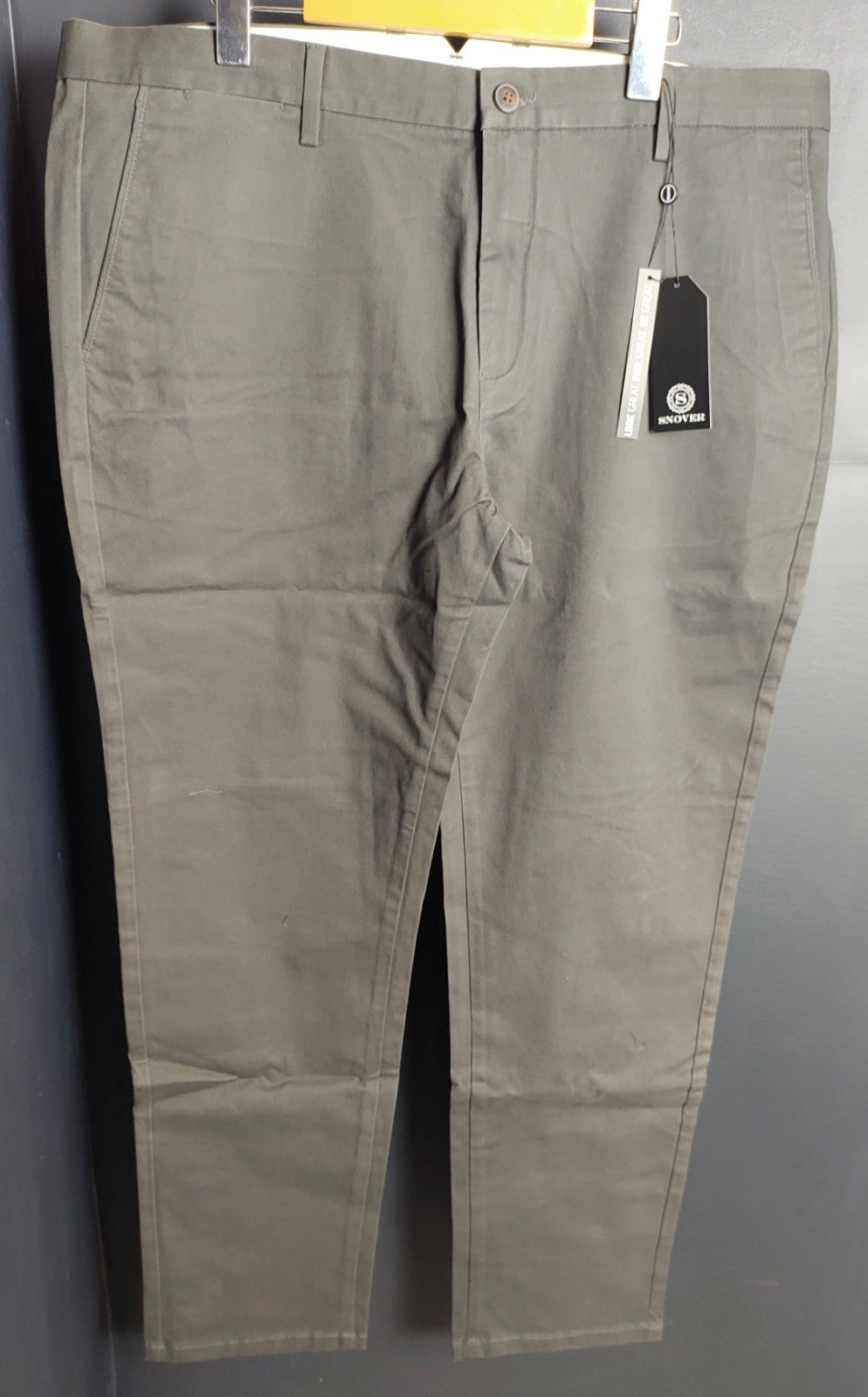 Snover Men’s Dark Grey Chino Pants Straight Leg Stretch Fit Casual NWT