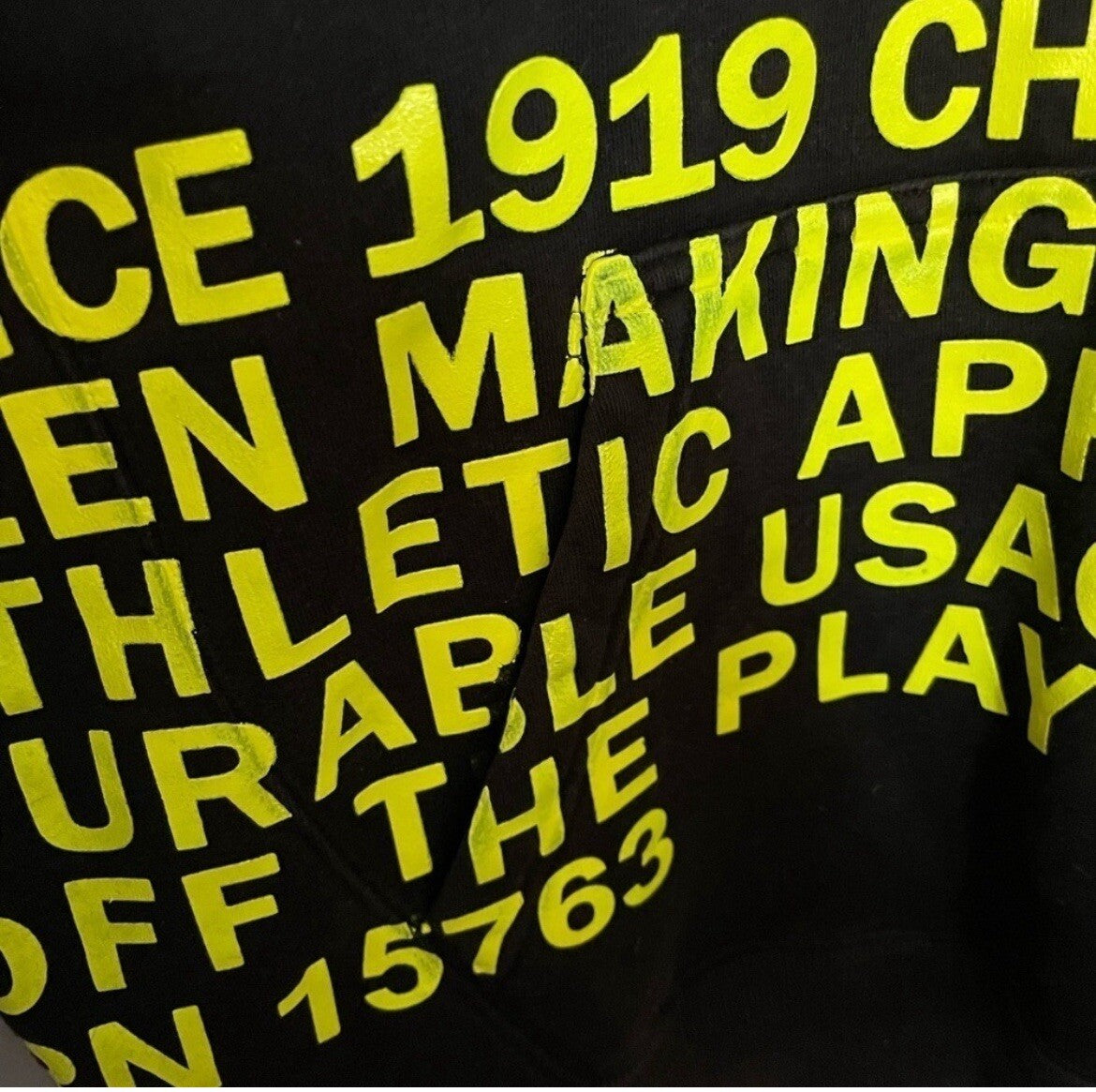 Unisex Champion Anniversary Hoody Size Medium – Classic Sweatshirt VG