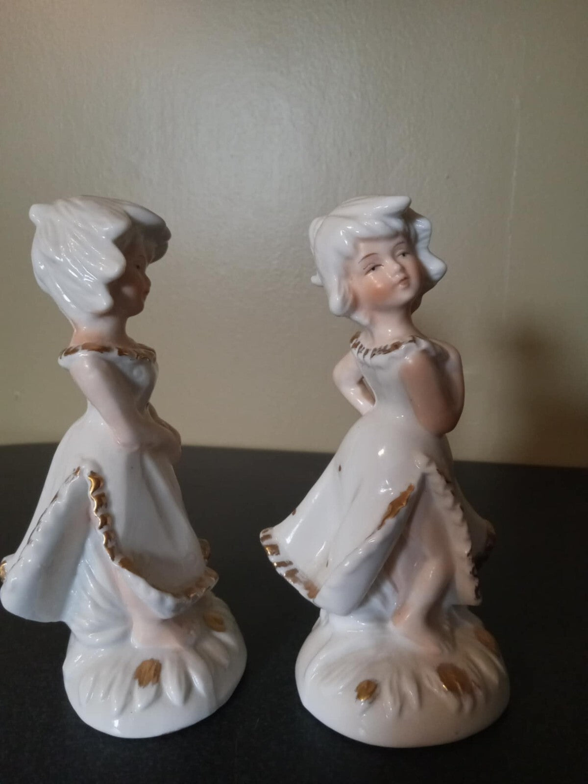 Art Deco 1920s Flapper Girl Statue Figurines – Set of Two