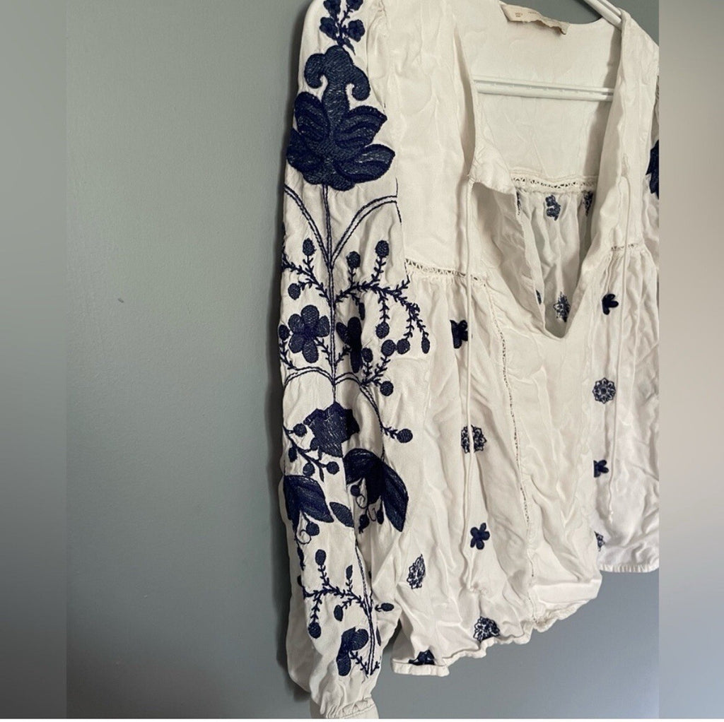 Zara Trafaluc Embroidered Pheasant Blouse Women's Size Small Casual Top