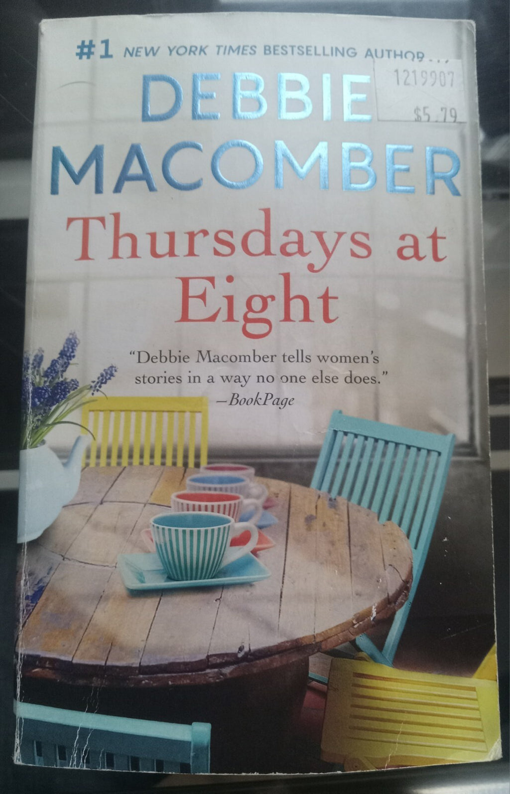 Thursdays at Eight by Debbie Macomber (2017, Mass Market) – VG