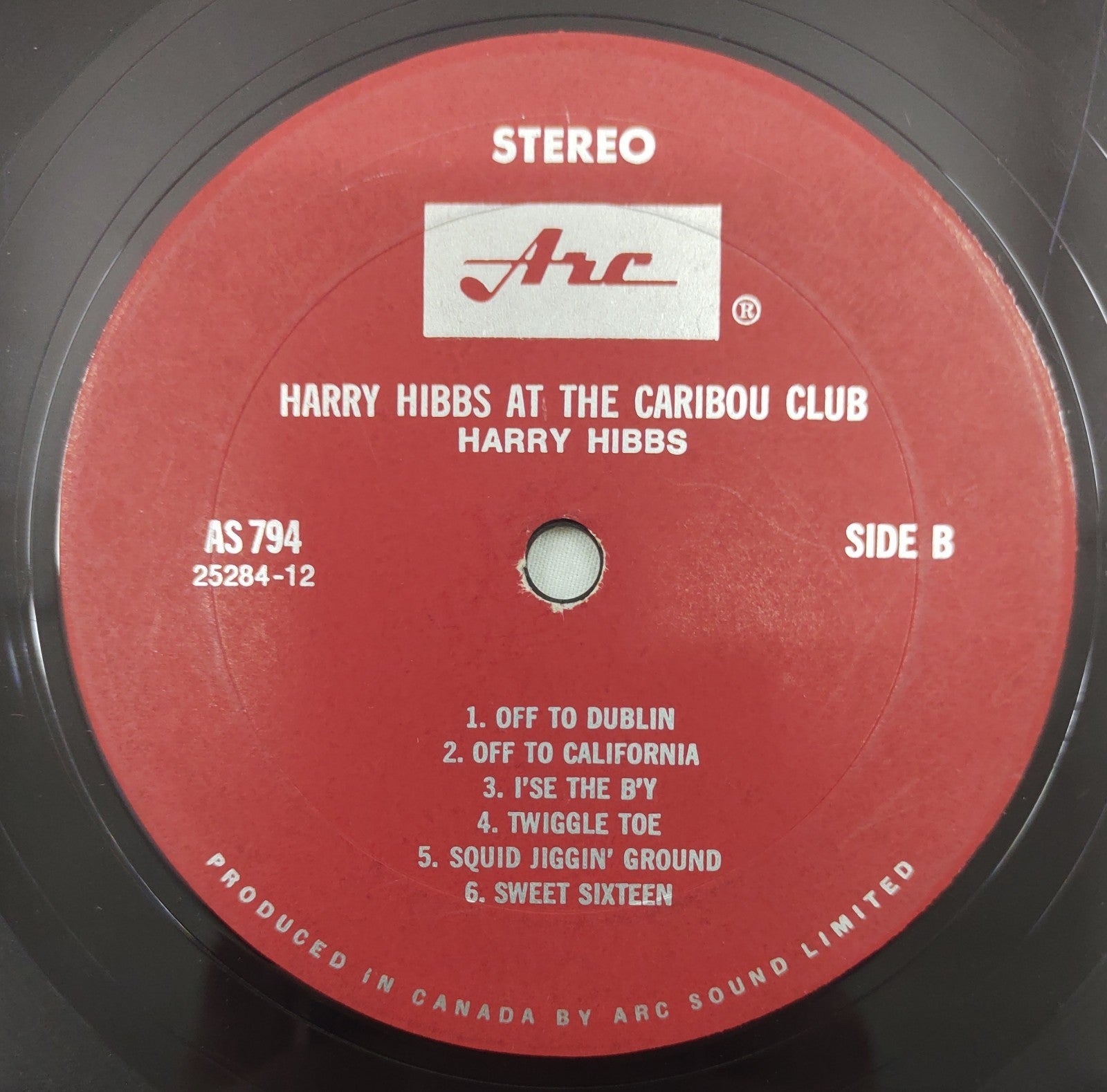 Harry Hibbs – At The Caribou Club (1968) Vinyl LP ARC AS-794 Newfoundland