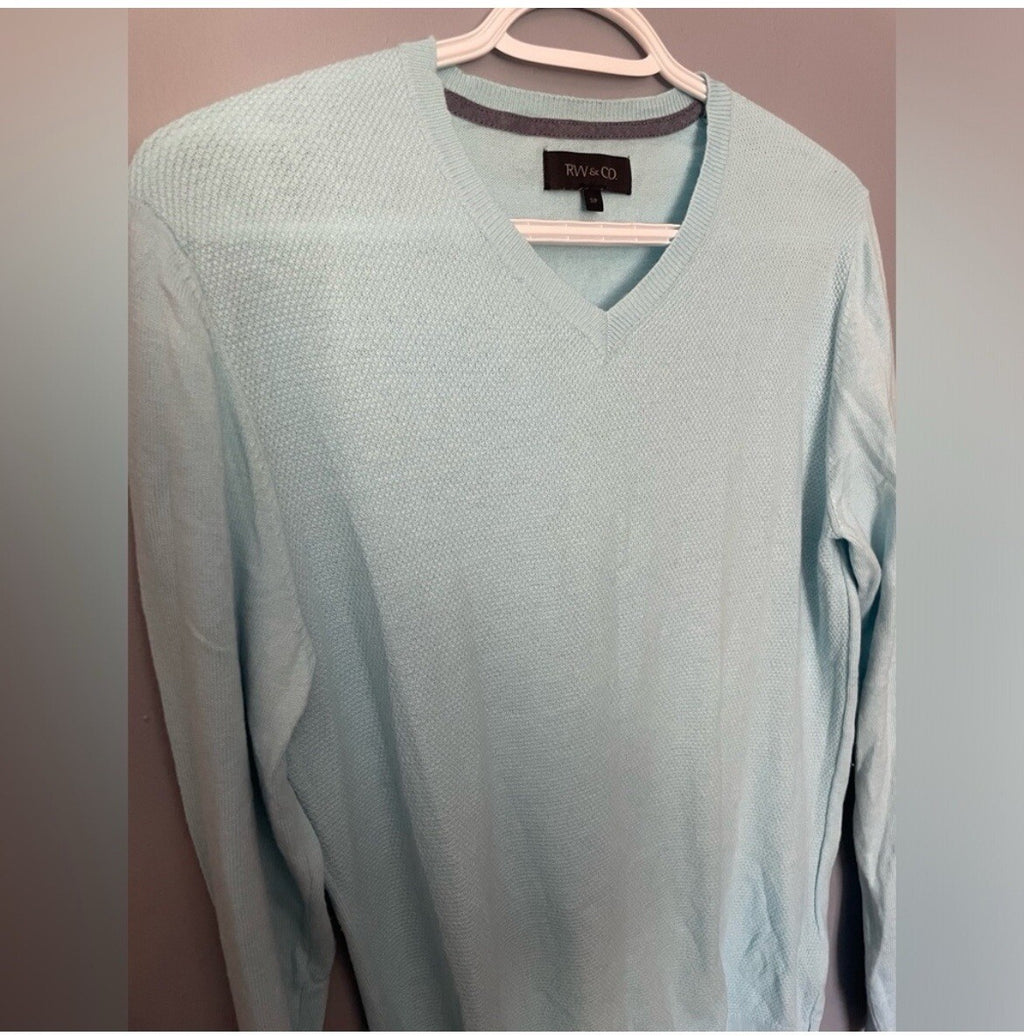 RW & Co Mint Blue V-Neck Sweater Men's Size Small Casual Knit Top