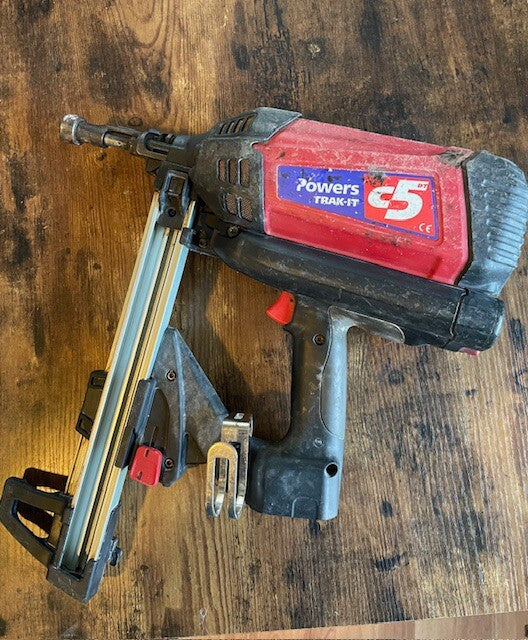 Powers Trak‑It C5 Pneumatic Nailer 55142 – Gas‑Powered Fastening Tool Nail Gun