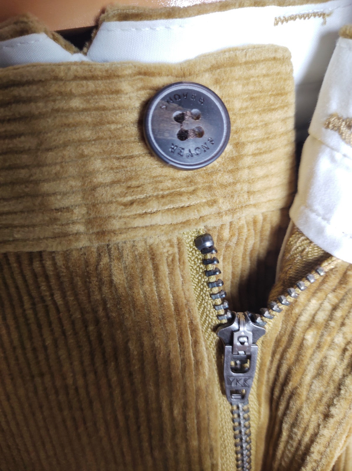 Snover Men’s Tan Corduroy Chino Pants Straight Leg Stretch Casual NWT