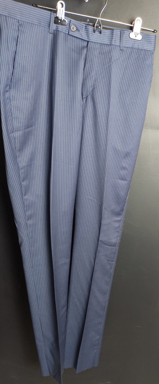 Snover Blue Pinstripe Suit Men's 38 Jacket/34W Pants 2-Pc Sharp Fit