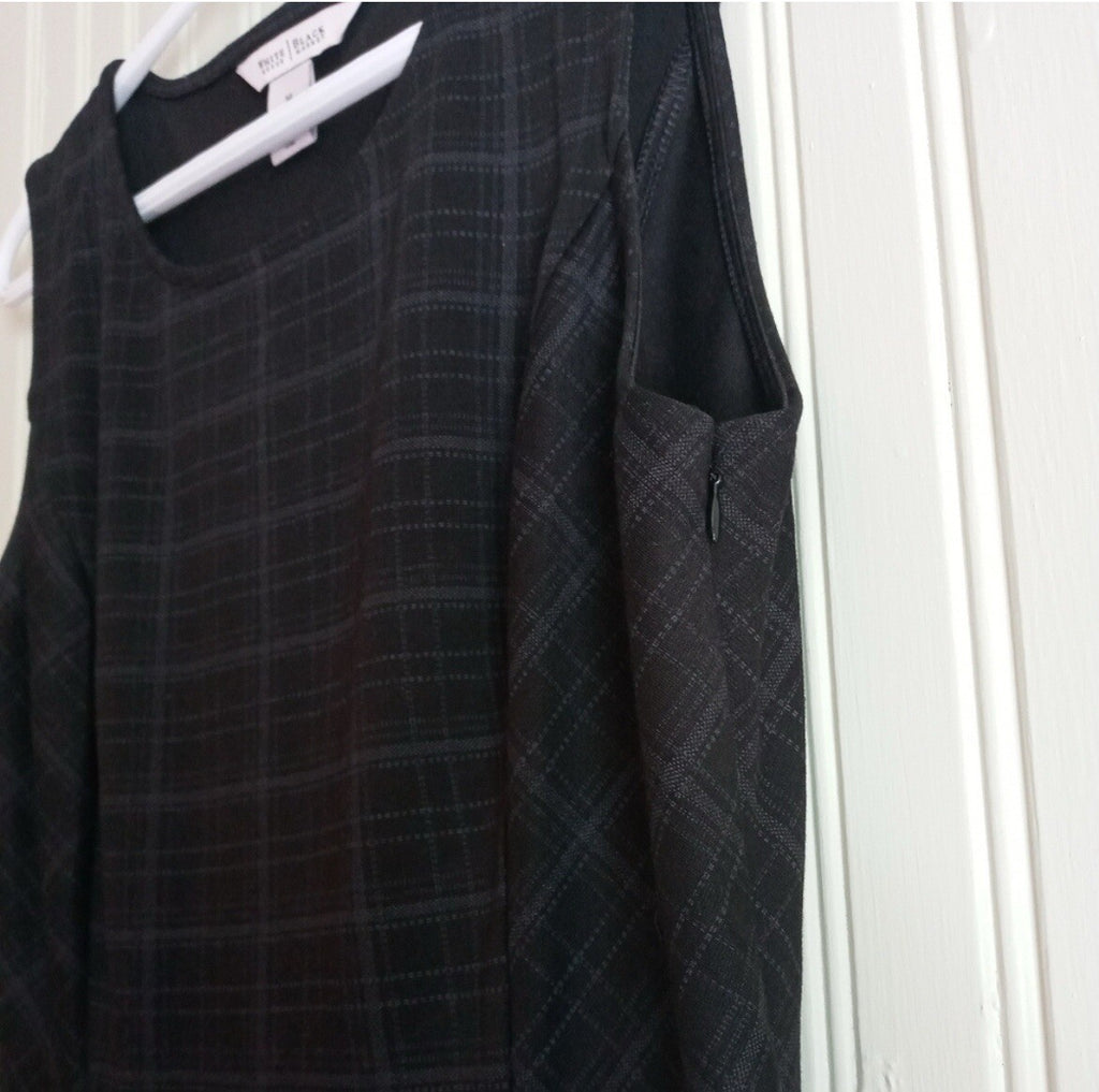 White House Black Market Women’s Peplum Pinstripe Sleeveless Blouse Size Medium