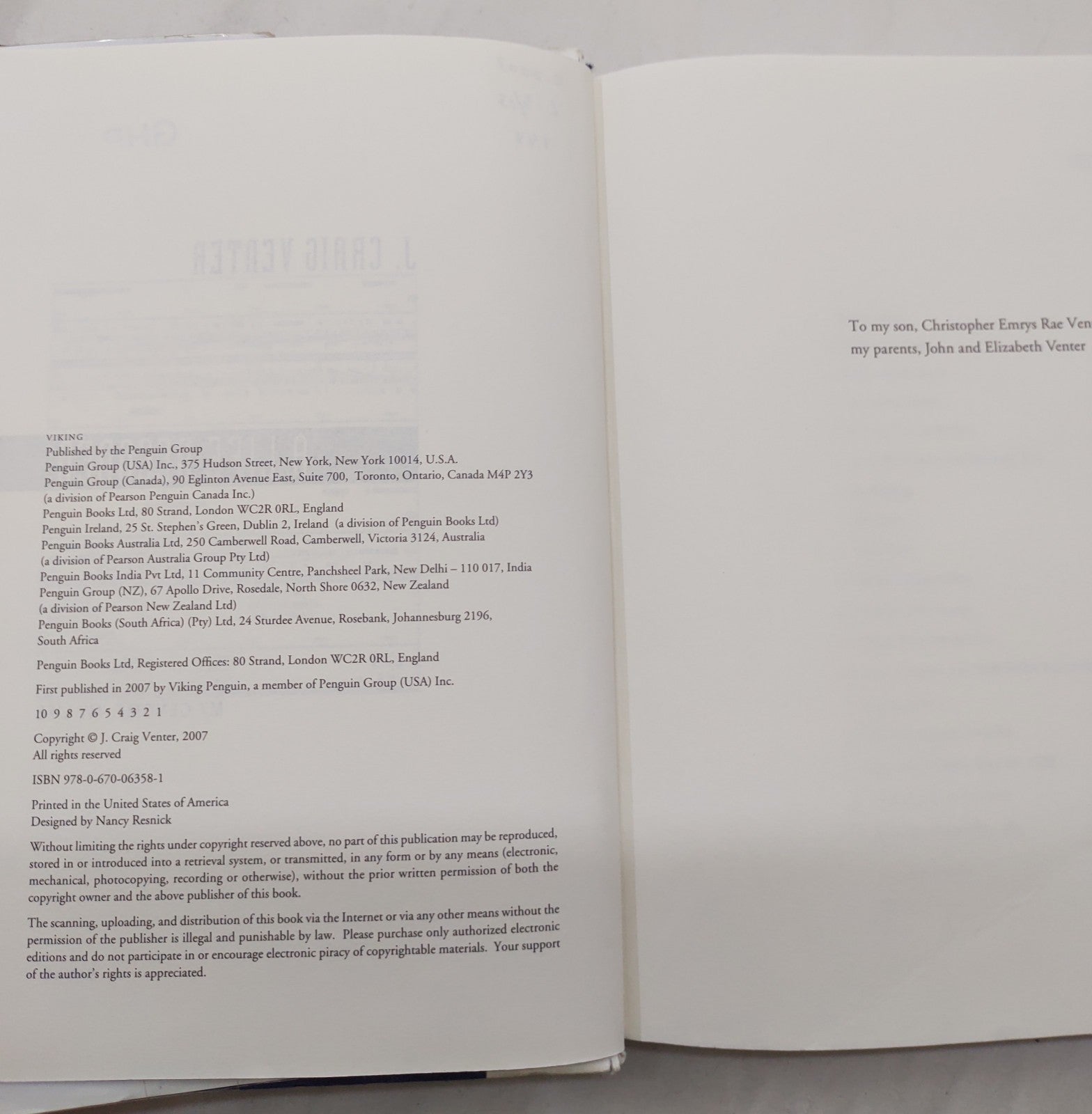 A Life Decoded – J. Craig Venter Hardcover 2007 Viking ISBN 9780670063581