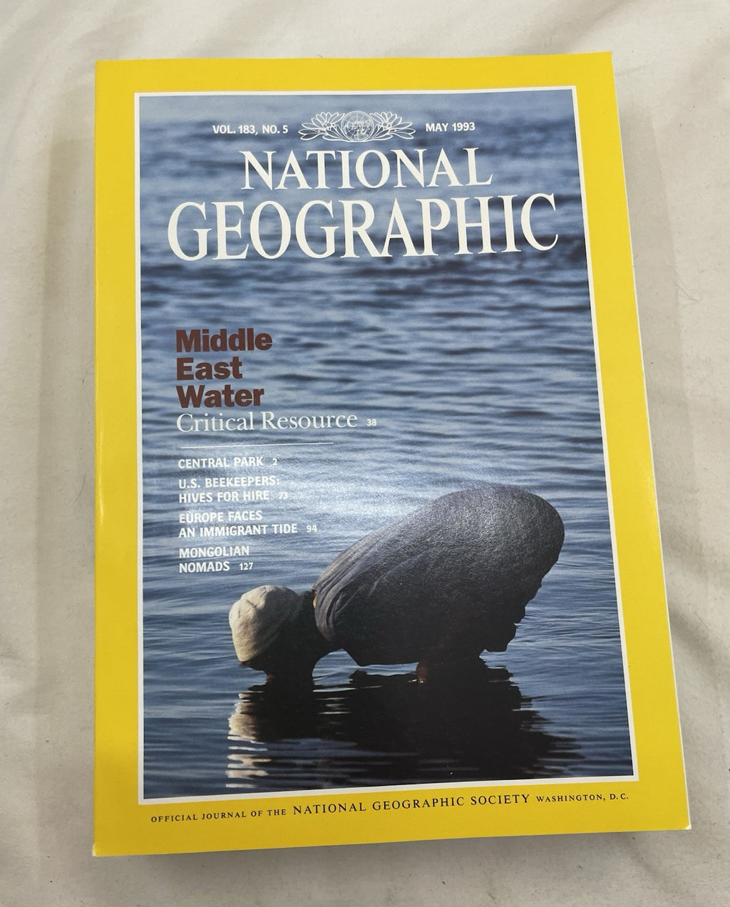 Vintage Nat Geo Lot Jan–Jun 1993 w/ Slipcover | Science, Illustrated Set