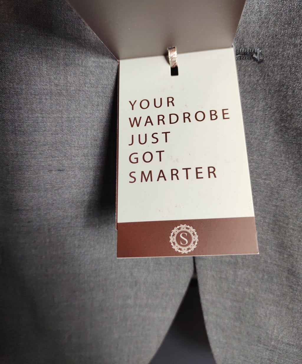 Snover Men's Grey 2-Piece Suit 46R/40W Modern Tailored NWT