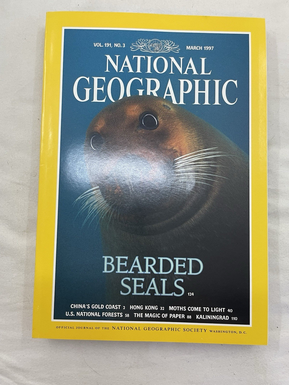 Nat Geo Mag Lot Jan–Jun 1997 Vtg Slipcvr Wildlife Travel Retro School