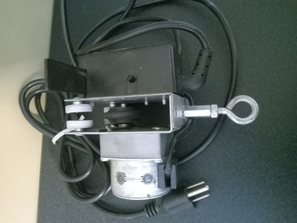 LightRail 3.5 IntelliDrive Kit with 39" RoboStik – Automated Grow Light Mover