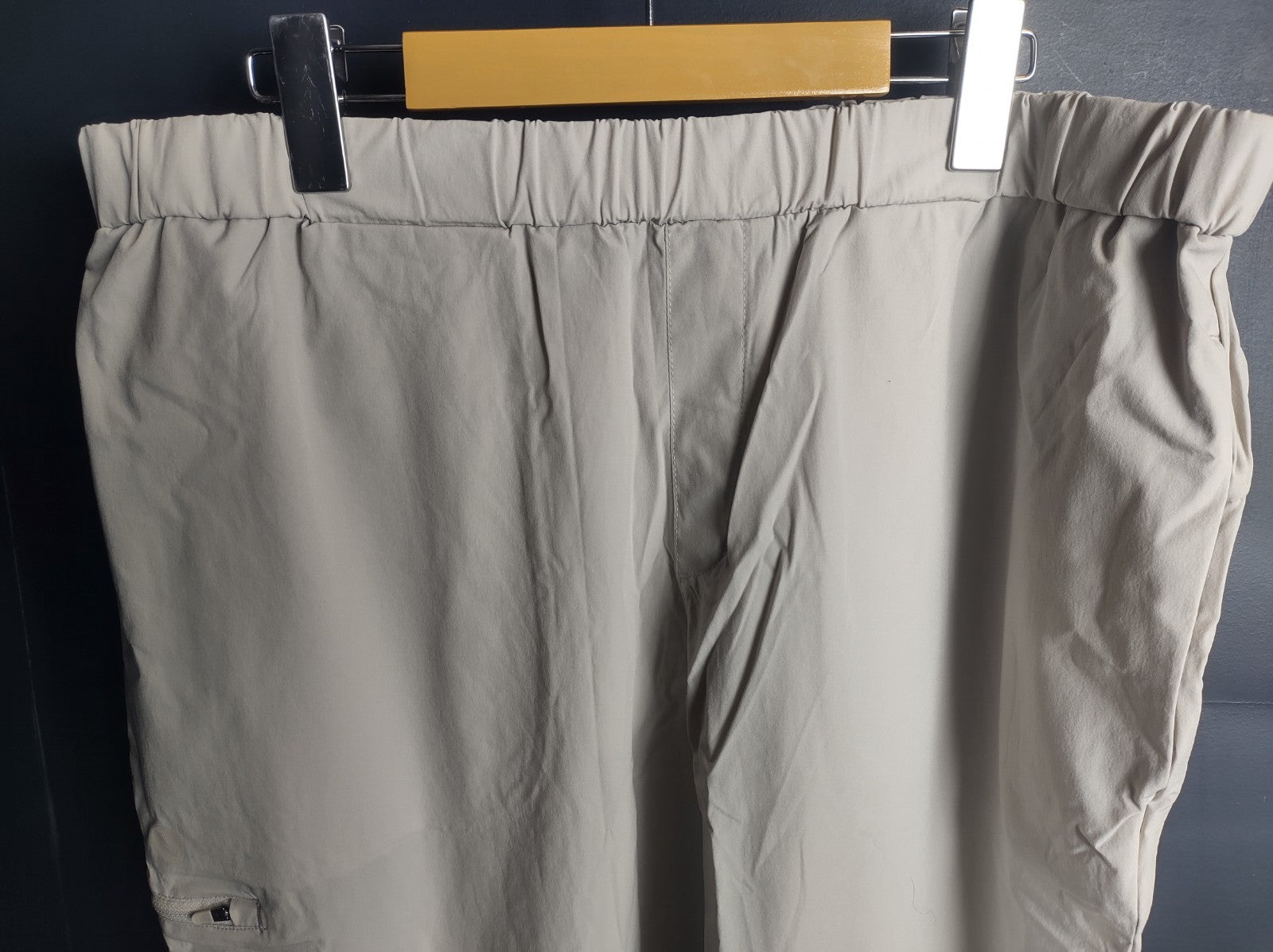 Lole Men’s Beige Stretch Active Pants Size XL Athletic Casual Bottoms NWT
