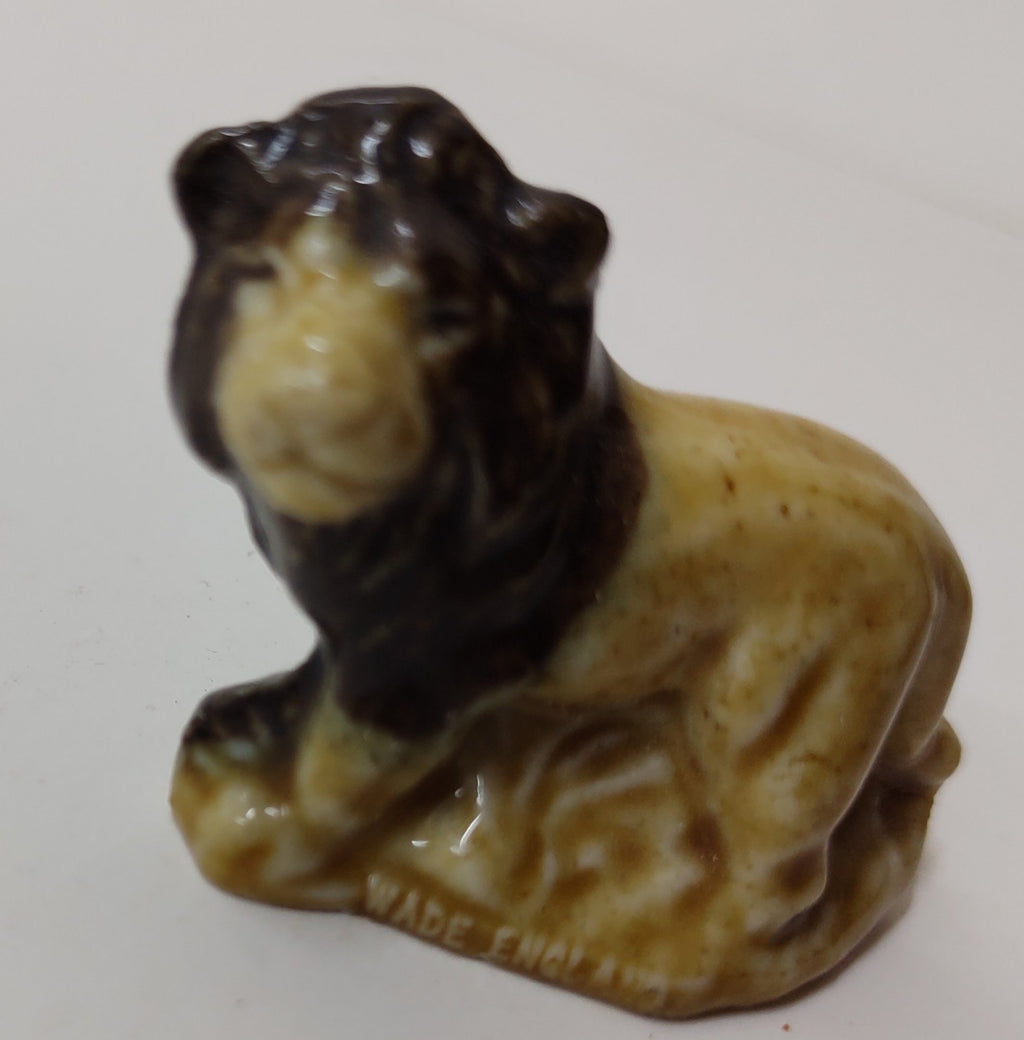 Vintage Wade England Lion Glazed Mini Figurine Ceramic Wade Whimsies