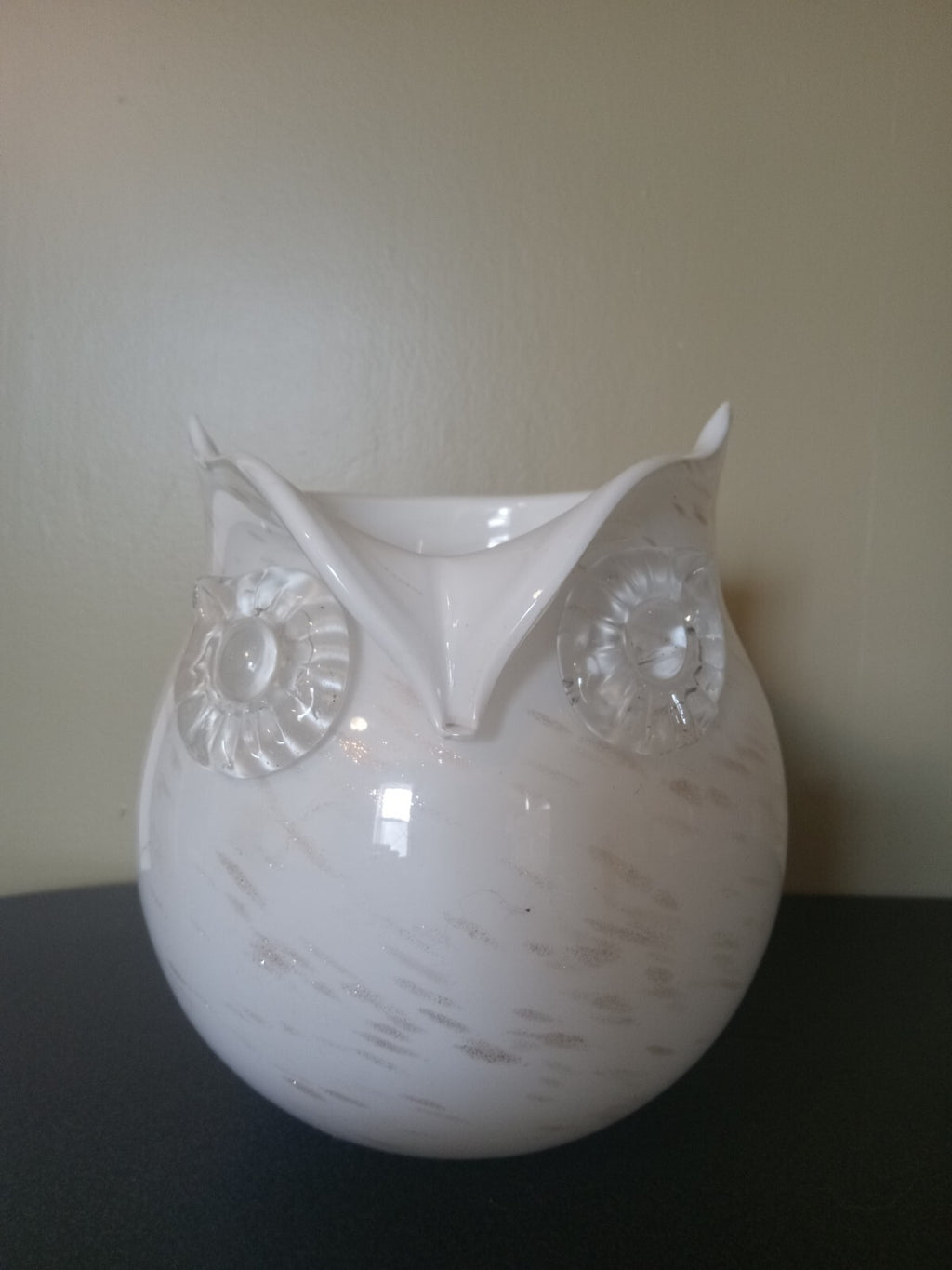 Hand‑Blown Glass Owl Vase – White & Gold Murano‑Style Art Sculpture Collectible