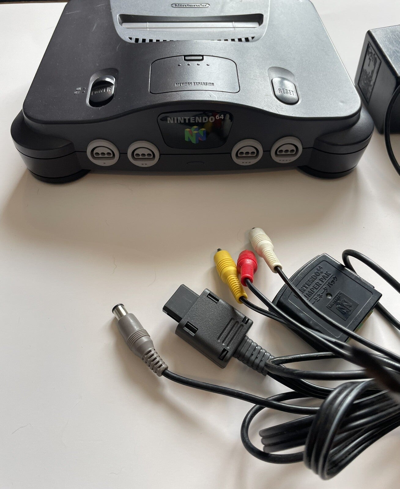 Vintage Nintendo 64 Console Bundle 1996 – Authentic Black Home Gaming System