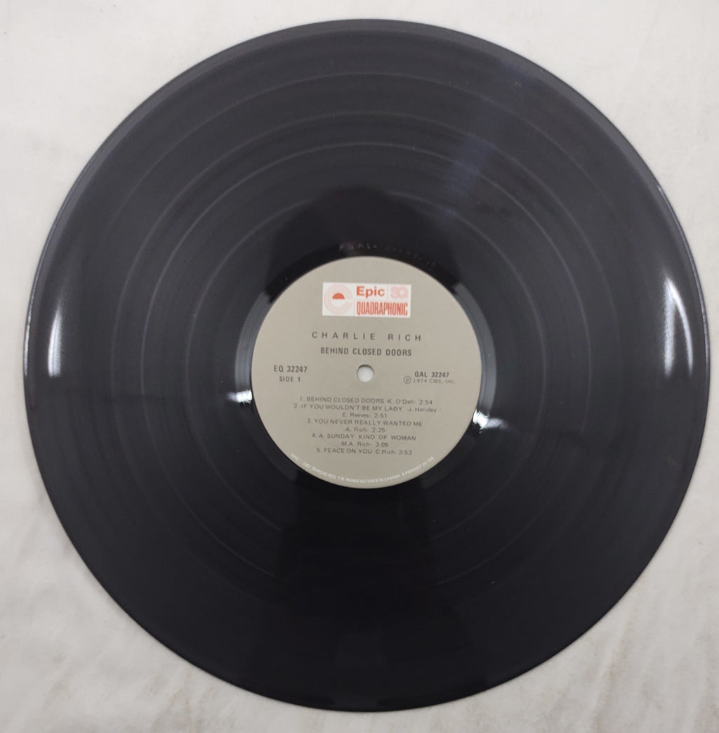 Charlie Rich – Behind Closed Doors LP Quadraphonic Epic EQ-32247