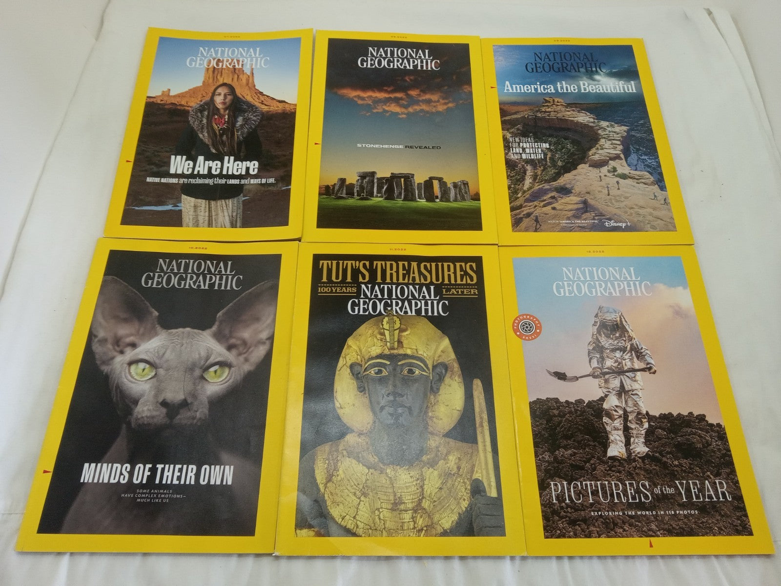 Nat Geo Jul–Dec 2022 | VG+ Magazine Set in Faux Leatherette Slipcover