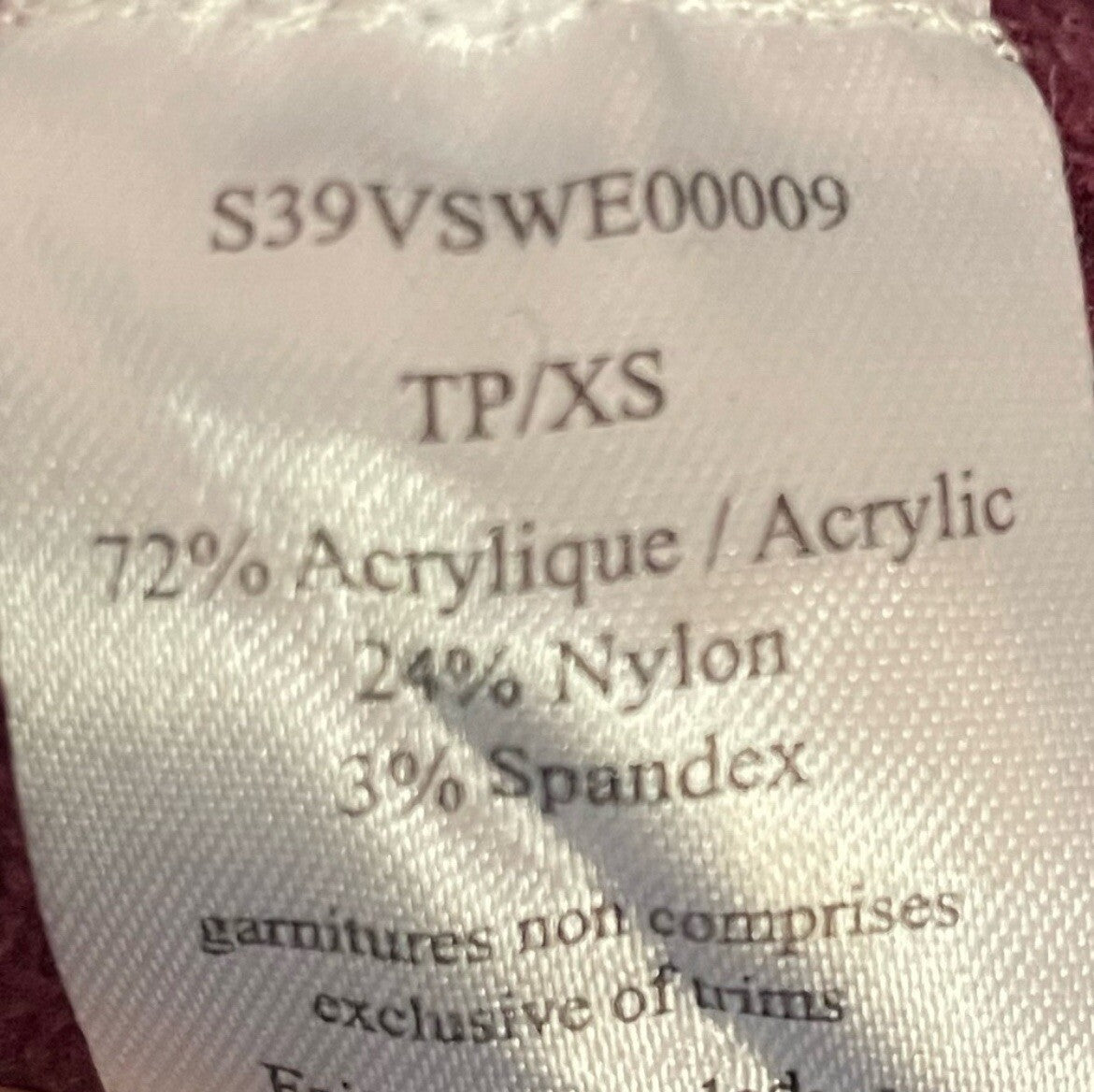 Vero Plum Petite Sweater XS Ribbed Fit Knit Cozy Fall Purple Soft