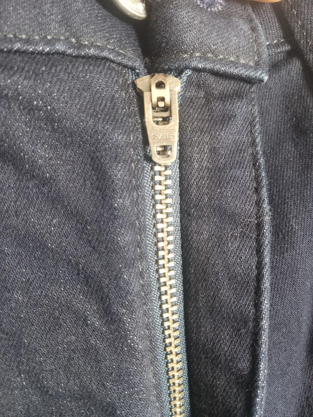 NWT Women’s Calvin Klein Jeans Size 31x27 – Slim Straight Mid Rise Denim